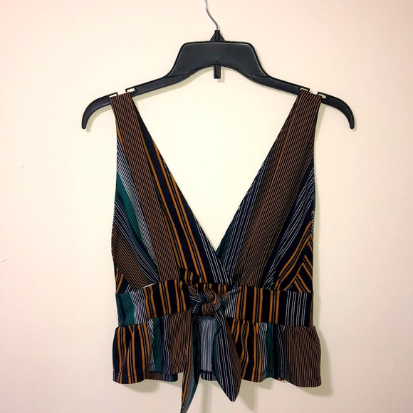 Striped Peplum Type Top, Size: M - Picture 3 of 5